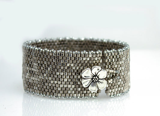 Dogwood Bracelet Kit