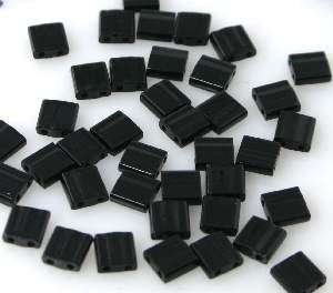 Tila 5mm 401 Approx. 10grams - Beads Gone Wild
