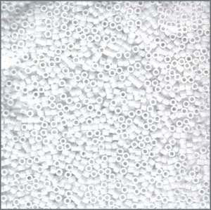10/o Delica DBM 0200 Opaque Chalk White - Beads Gone Wild
