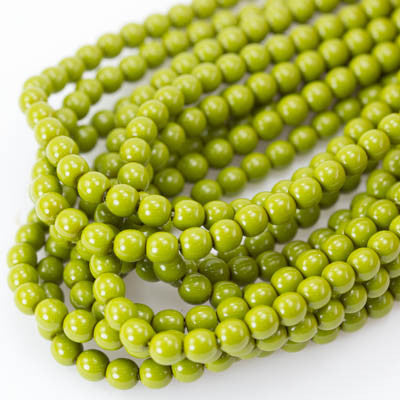 Czech Green Round Beads (4mm)