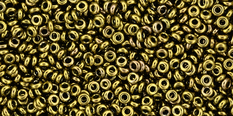 Demi Round